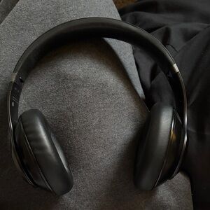 Black Wireless Over-Ear Headphones